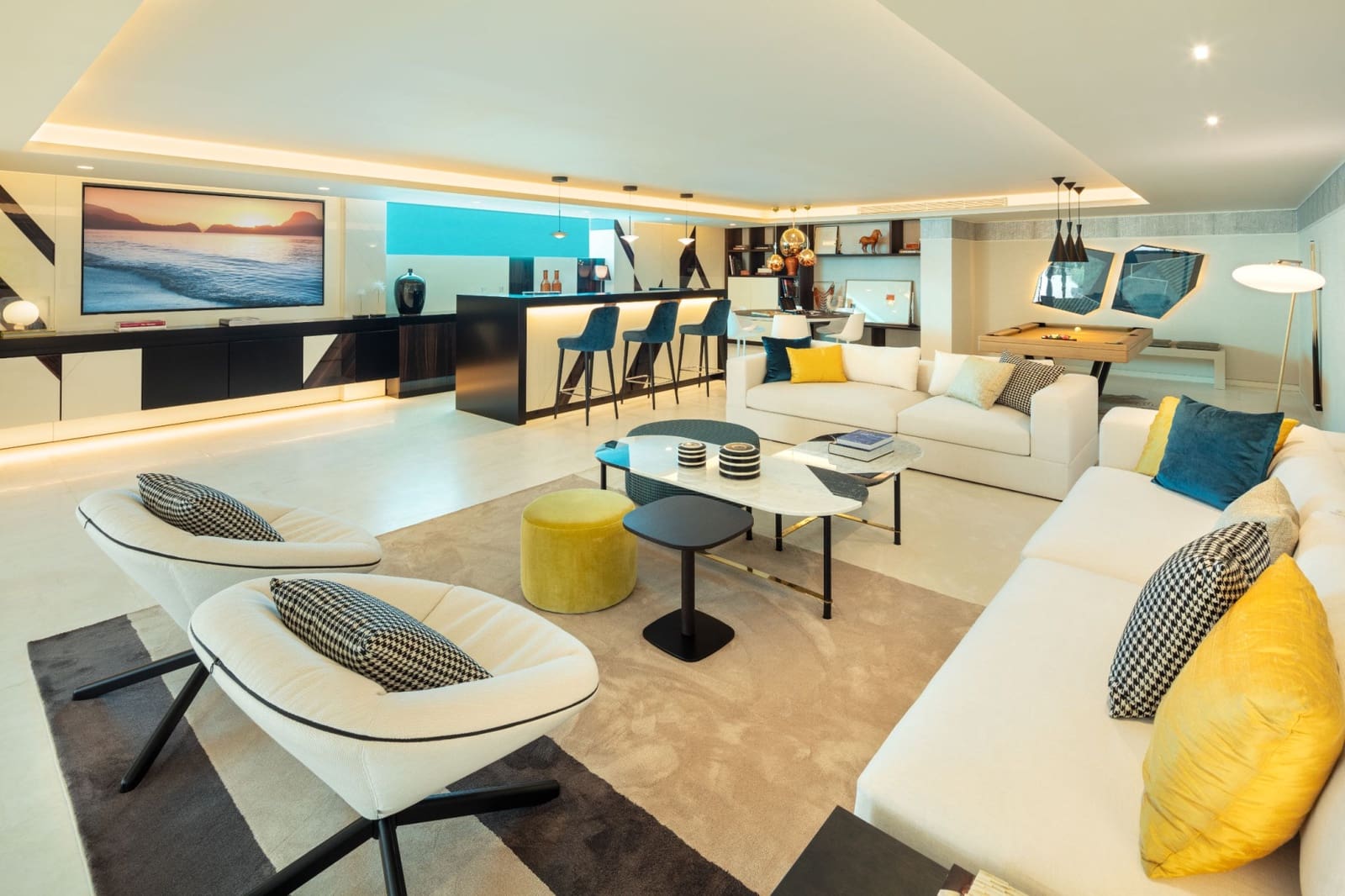 4 sypialnia Willa na sprzedaż w Marbella z basenem garażem - 4 695 000 € (Ref: 10001917)