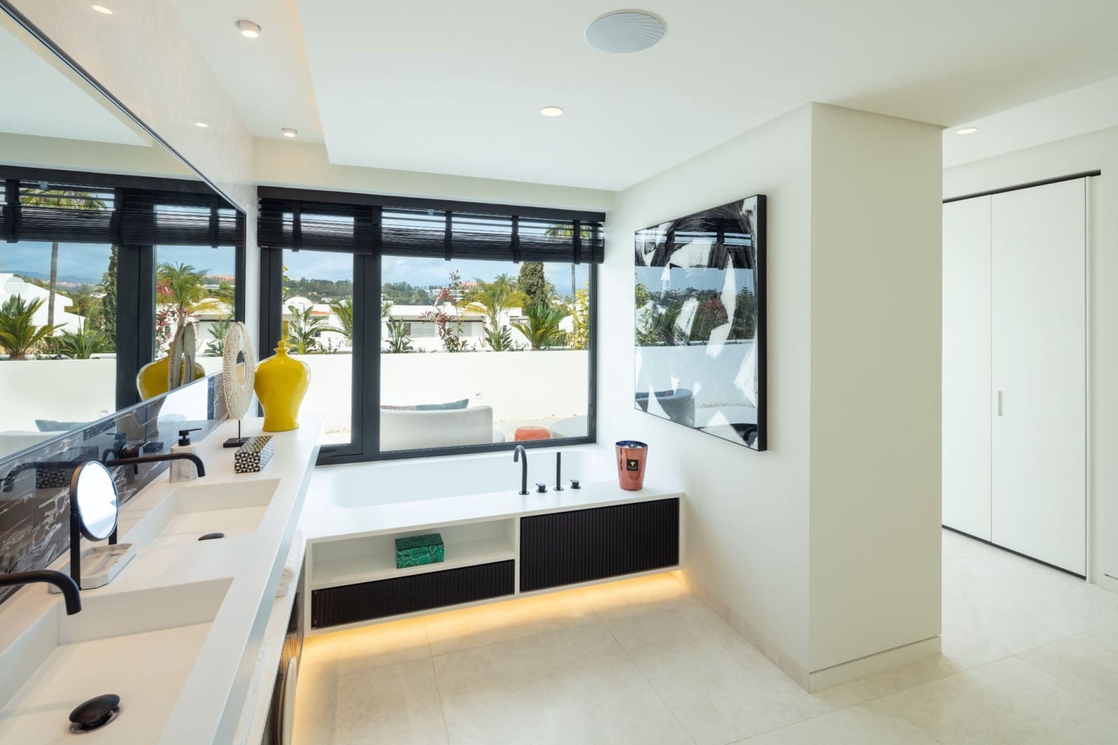 4 sypialnia Willa na sprzedaż w Marbella z basenem garażem - 4 695 000 € (Ref: 10001917)