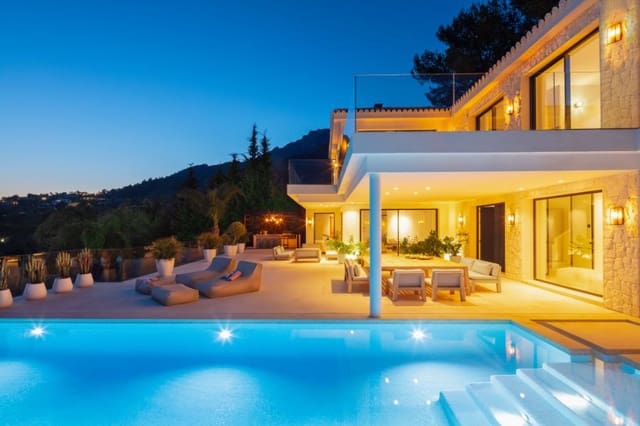 7 soverom Villa til salgs i Marbella med svømmebasseng garasje - € 6 950 000 (Ref: 10001919)