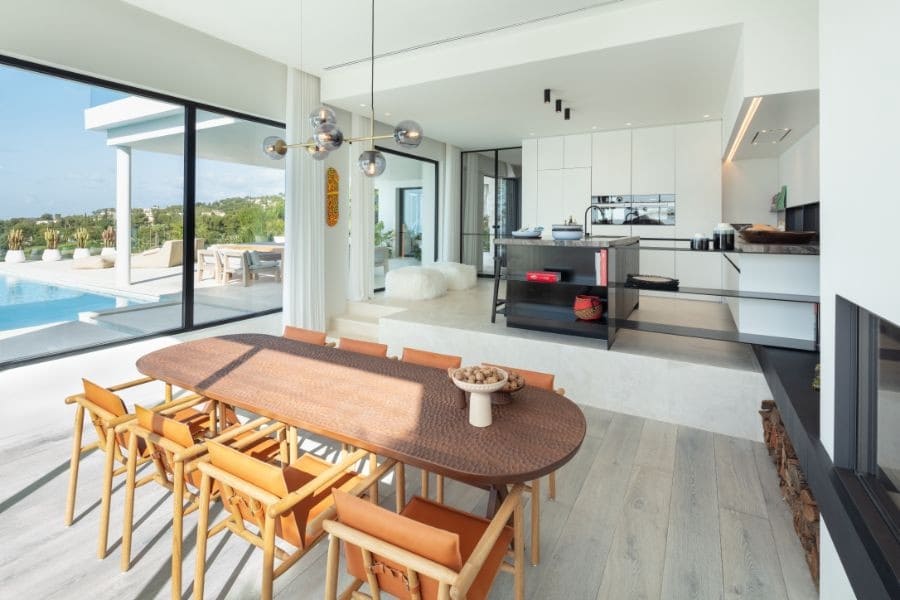 7 soverom Villa til salgs i Marbella med svømmebasseng garasje - € 6 950 000 (Ref: 10001919)