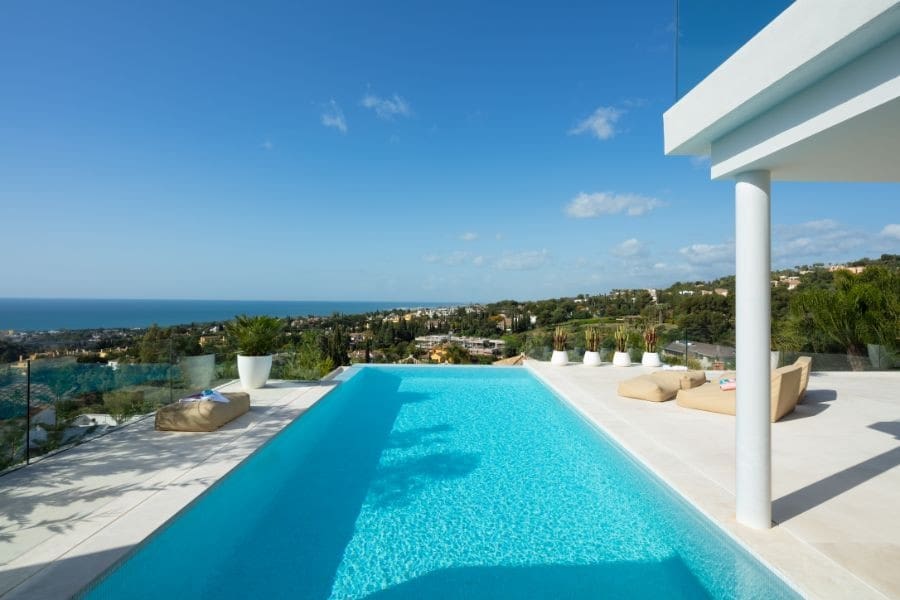 7 soverom Villa til salgs i Marbella med svømmebasseng garasje - € 6 950 000 (Ref: 10001919)