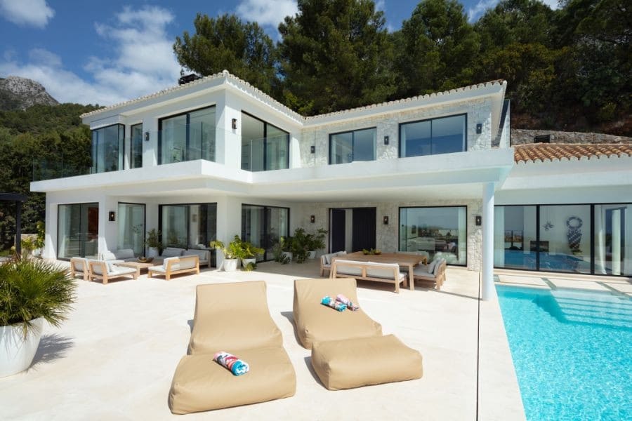 7 soverom Villa til salgs i Marbella med svømmebasseng garasje - € 6 950 000 (Ref: 10001919)