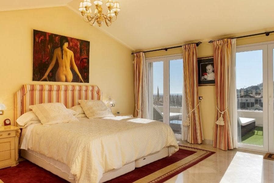 3 slaapkamer Penthouse te koop in Marbella met zwembad garage - € 1.750.000 (Ref: 10001920)
