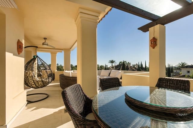 3 slaapkamer Penthouse te koop in Marbella met zwembad garage - € 1.750.000 (Ref: 10001920)