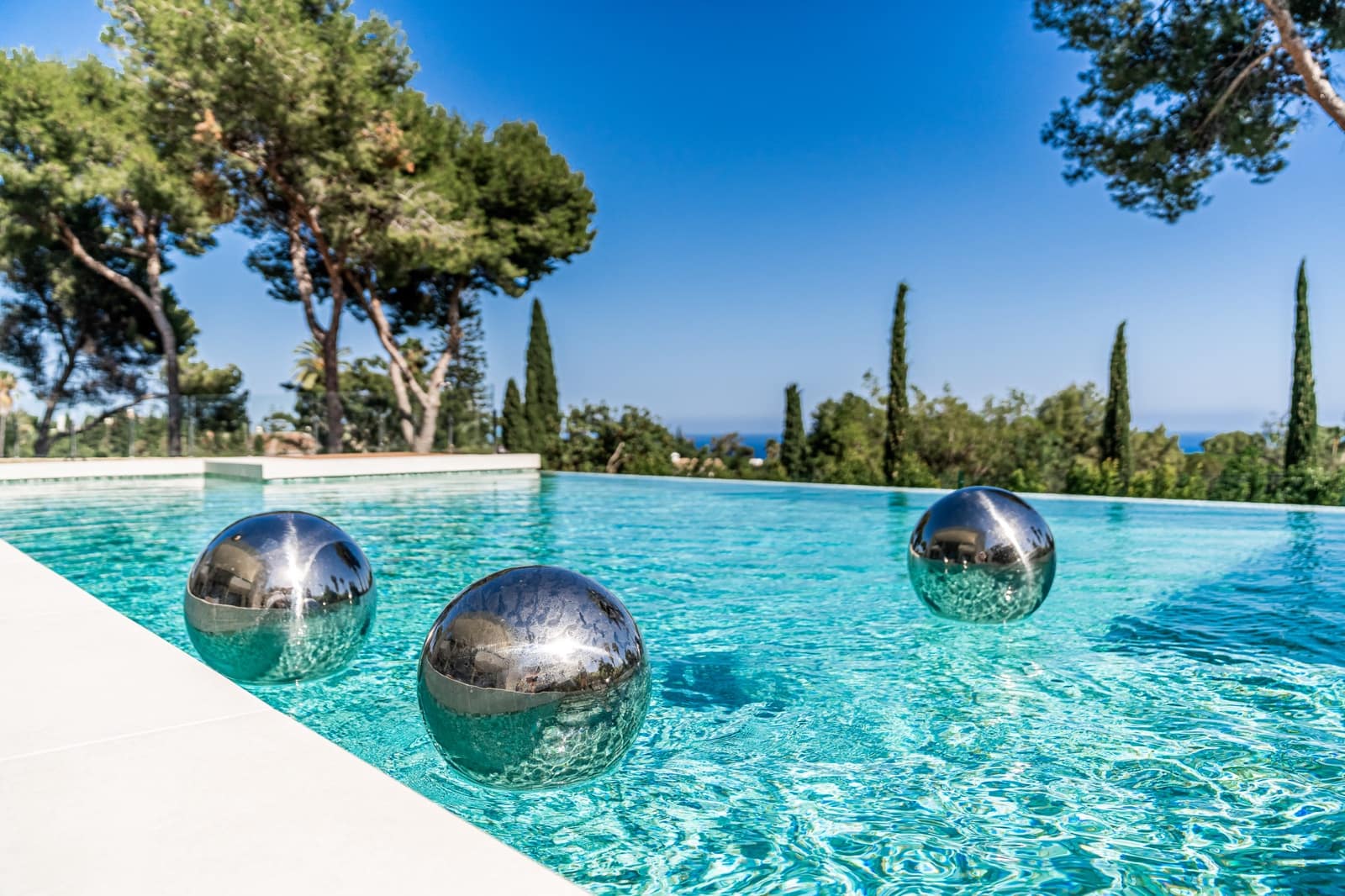 6 soveværelse Villa til salg i Golden Mile med swimmingpool garage - € 8.995.000 (Ref: 10001921)