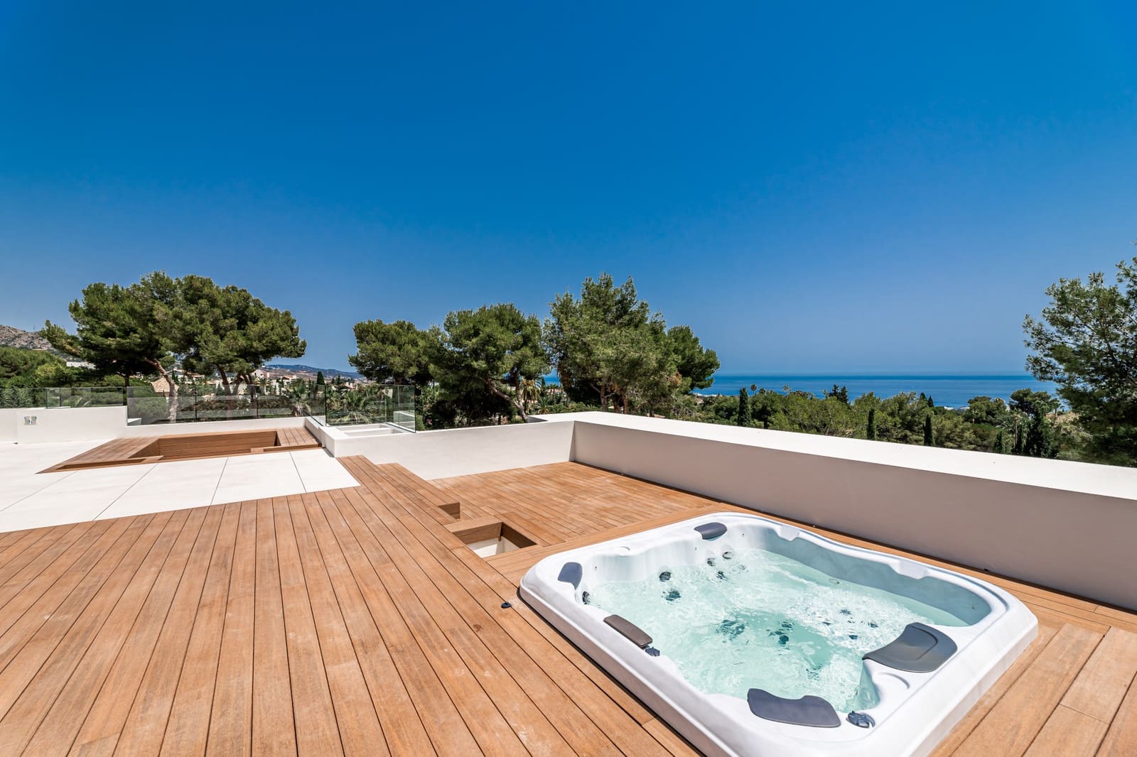 6 soveværelse Villa til salg i Golden Mile med swimmingpool garage - € 8.995.000 (Ref: 10001921)