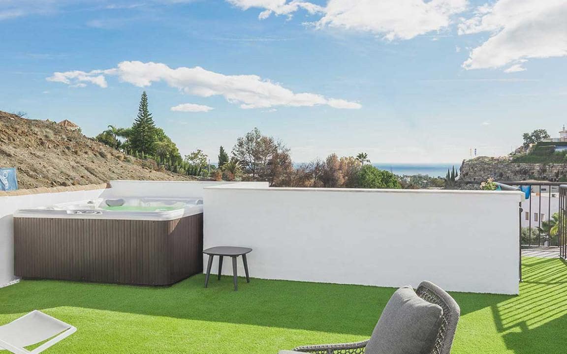3 slaapkamer Appartement te koop in Marbella met zwembad garage - € 320.000 (Ref: 10001922)