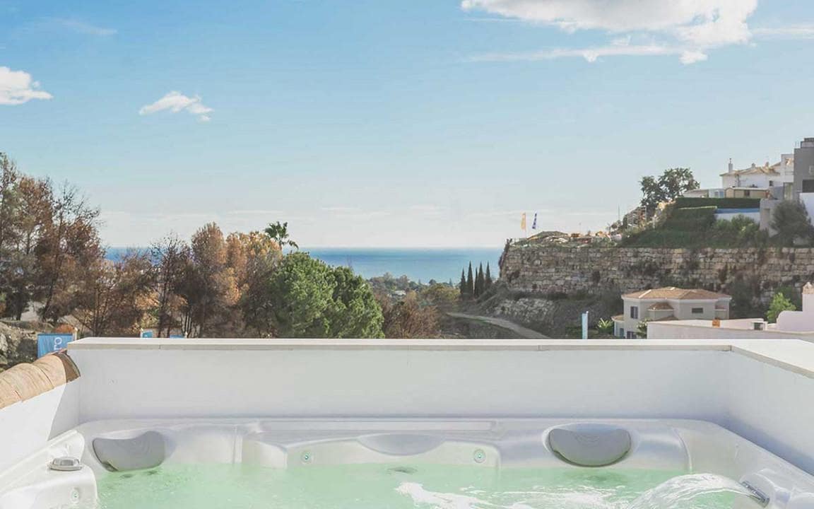 3 slaapkamer Appartement te koop in Marbella met zwembad garage - € 320.000 (Ref: 10001922)