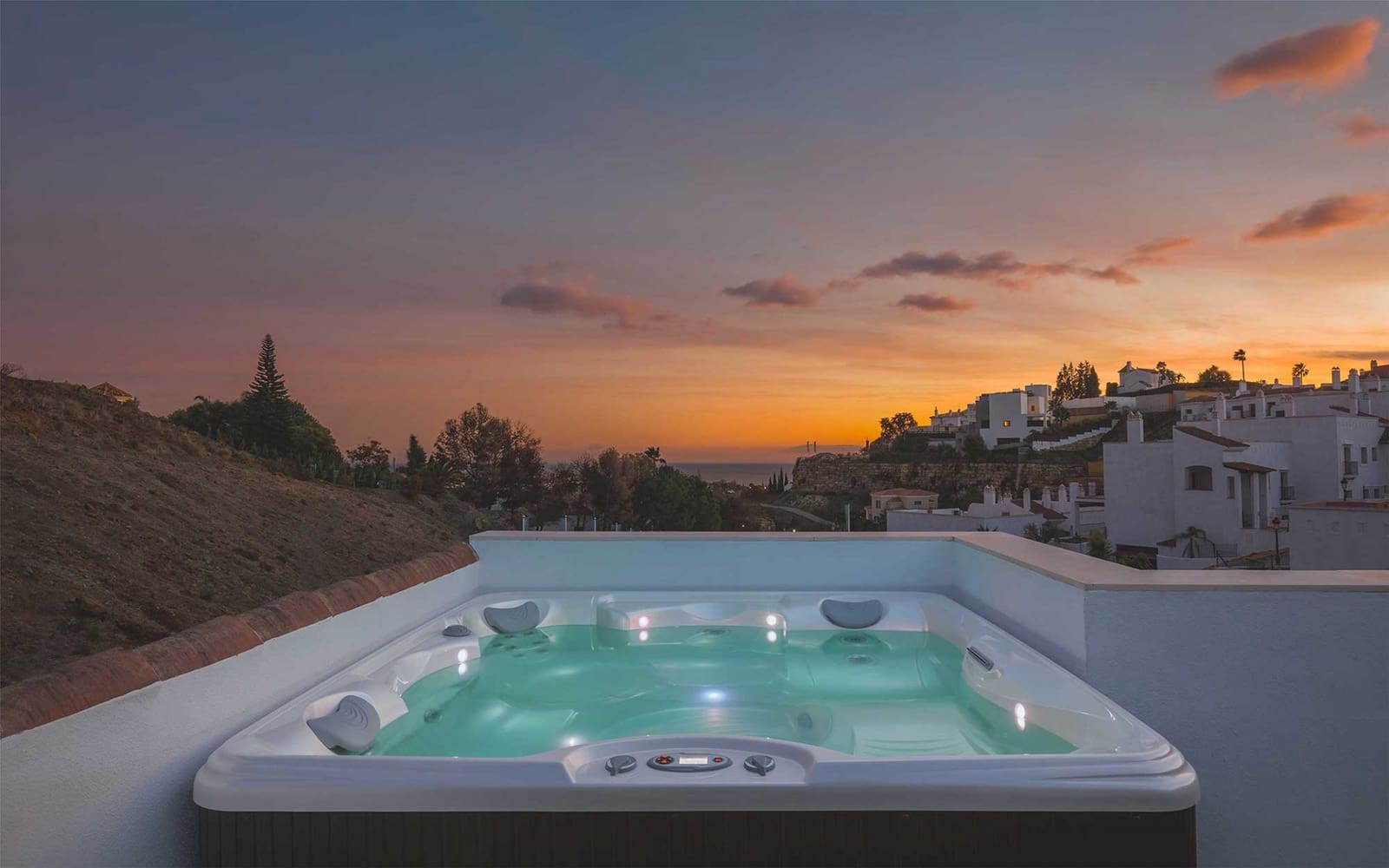 3 slaapkamer Appartement te koop in Marbella met zwembad garage - € 320.000 (Ref: 10001922)