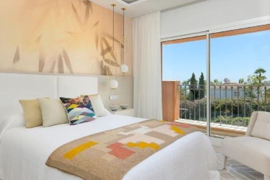 Apartamento de 3 habitaciones en Marbella en venta con piscina garaje - 465.000 € (Ref: 10001924)