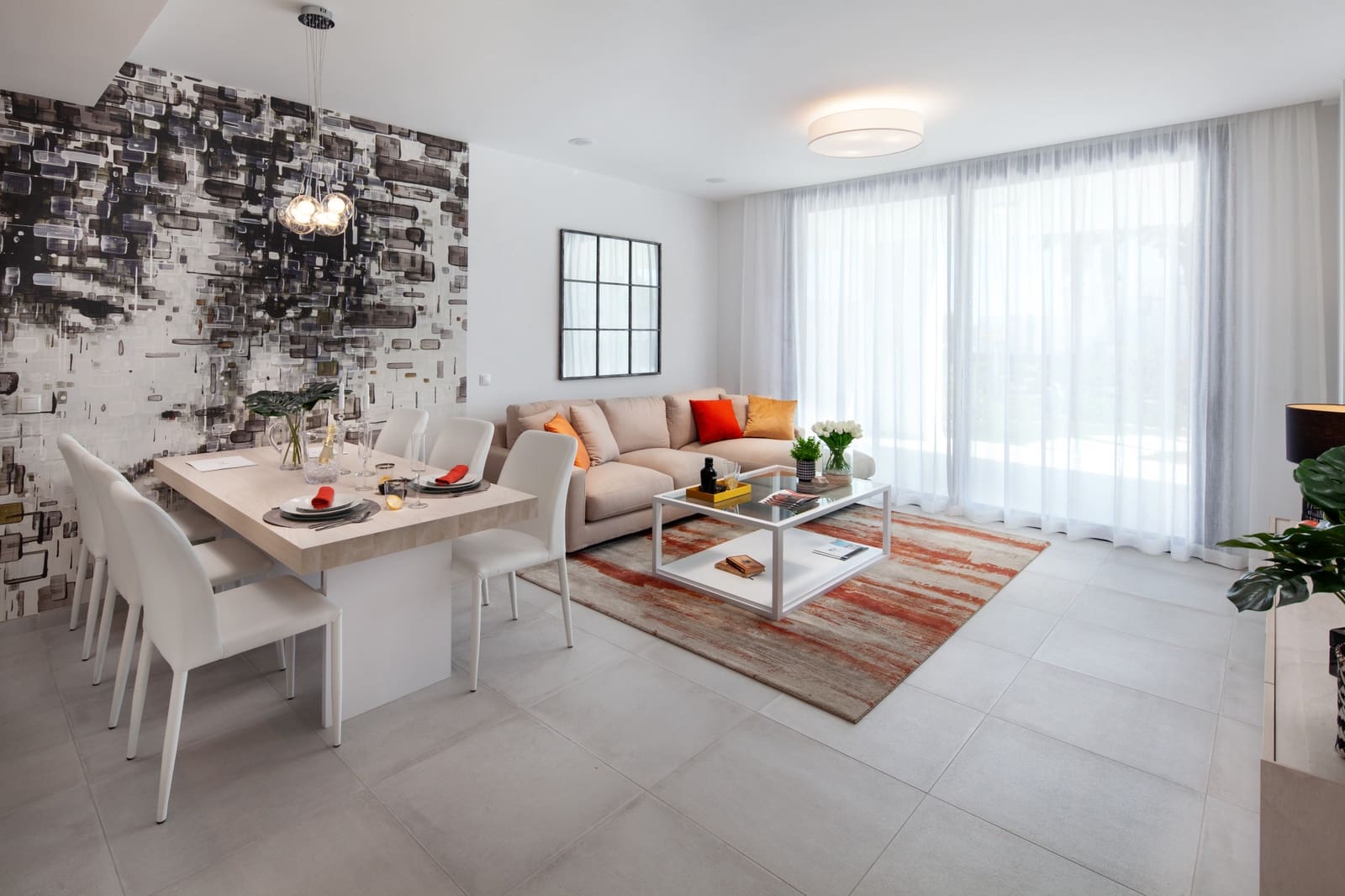 2 soverom Leilighet til salgs i Marbella med svømmebasseng garasje - € 330 000 (Ref: 10001925)