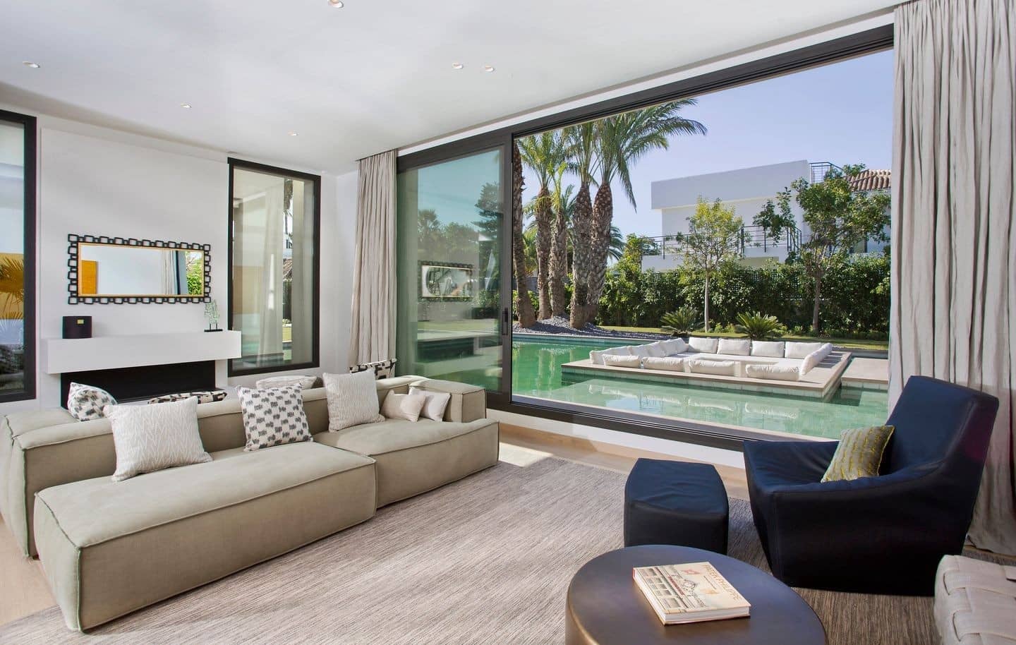4 Zimmer Villa zu verkaufen in Guadalmina mit Pool Garage - 3.200.000 € (Ref: 10001927)
