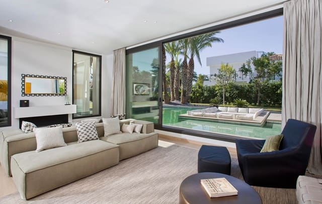 4 Zimmer Villa zu verkaufen in Guadalmina Baja, Marbella mit Pool Garage - 3.200.000 € (Ref: 10001927)