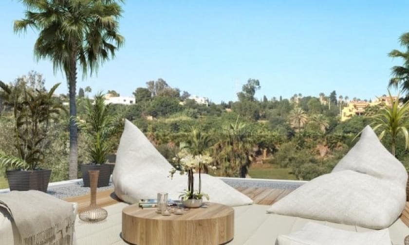4 sypialnia Willa na sprzedaż w Marbella z basenem garażem - 1 150 000 € (Ref: 10001928)