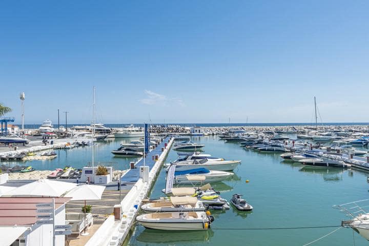 2 sypialnia Penthouse na sprzedaż w Puerto Banus - 1 495 000 € (Ref: 10001932)