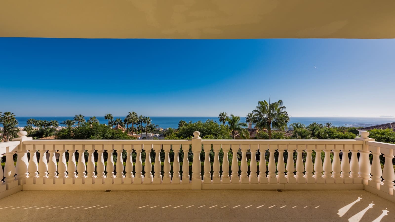 7 slaapkamer Villa te koop in Marbella met zwembad garage - € 6.700.000 (Ref: 10001937)
