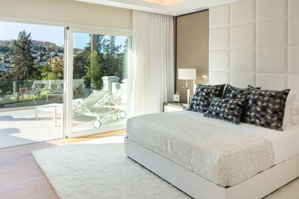 4 soverom Villa til salgs i Marbella med svømmebasseng garasje - € 3 695 000 (Ref: 10001939)