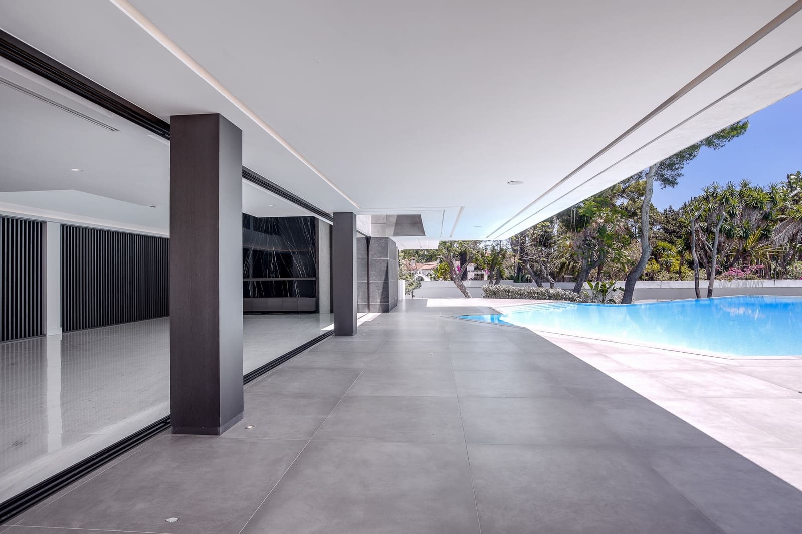 6 sypialnia Willa na sprzedaż w Marbella z basenem garażem - 4 995 000 € (Ref: 10001948)