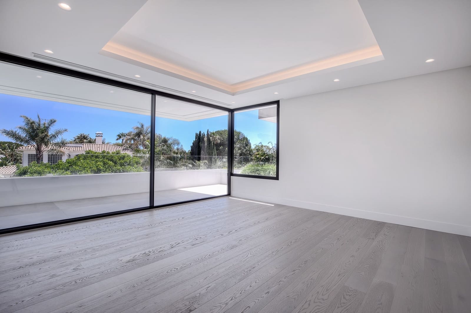 6 sypialnia Willa na sprzedaż w Marbella z basenem garażem - 4 995 000 € (Ref: 10001948)