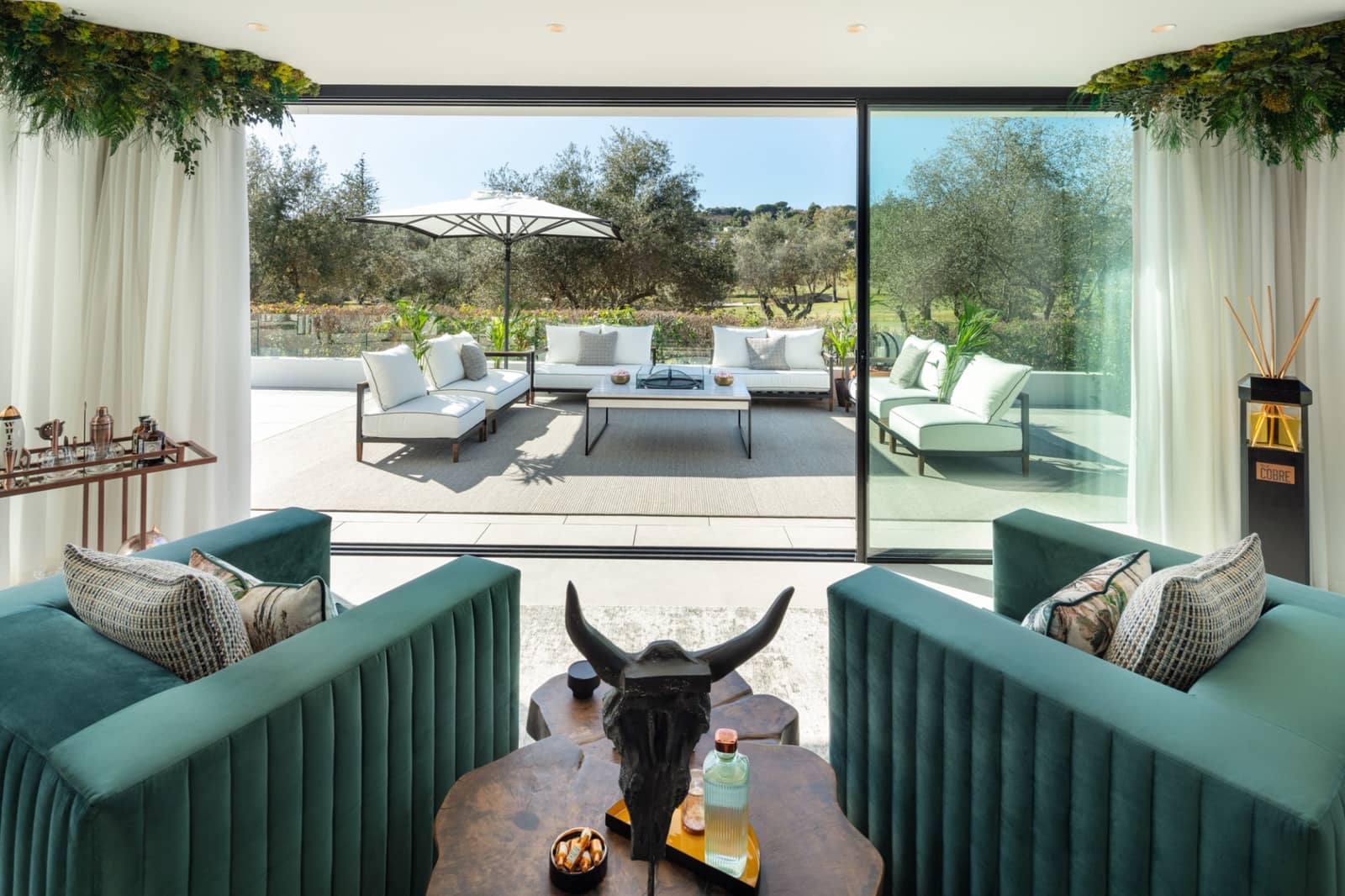 Chalet de 5 habitaciones en Nueva Andalucia en venta con piscina garaje - 4.995.000 € (Ref: 10001950)