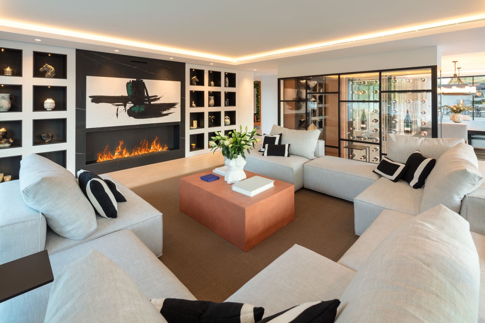 Chalet de 5 habitaciones en Nueva Andalucia en venta con piscina garaje - 4.995.000 € (Ref: 10001950)