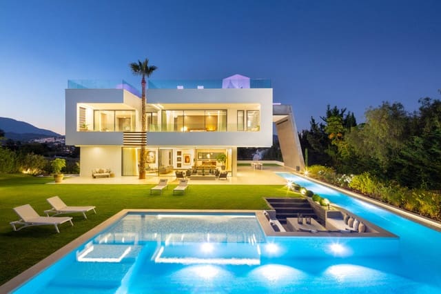 5 sovrum Villa till salu i Marbella med pool garage - 3 995 000 € (Ref: 10001951)