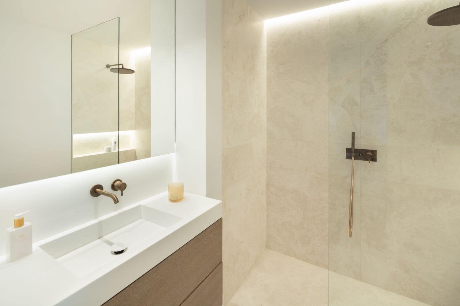 4 quarto Apartamento para venda em Golden Mile com piscina garagem - 3 750 000 € (Ref: 10001952)