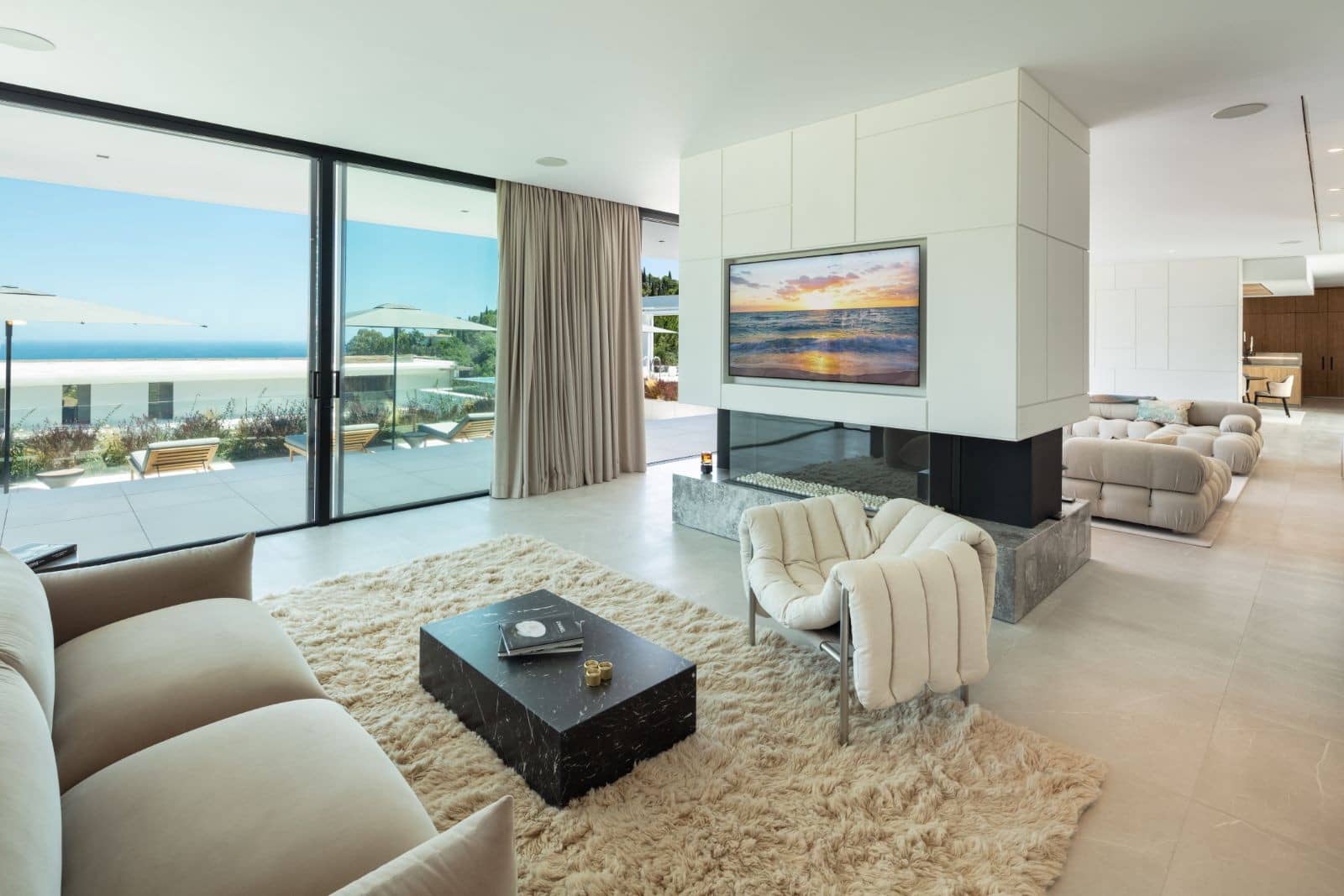 8 sypialnia Willa na sprzedaż w Marbella z basenem garażem - 8 750 000 € (Ref: 10001953)