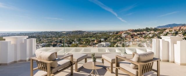 3 sypialnia Apartament na sprzedaż w Marbella z basenem garażem - 965 000 € (Ref: 10001954)