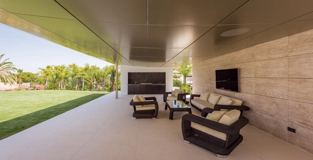 4 sypialnia Willa na sprzedaż w Marbella z basenem garażem - 5 995 000 € (Ref: 10001956)