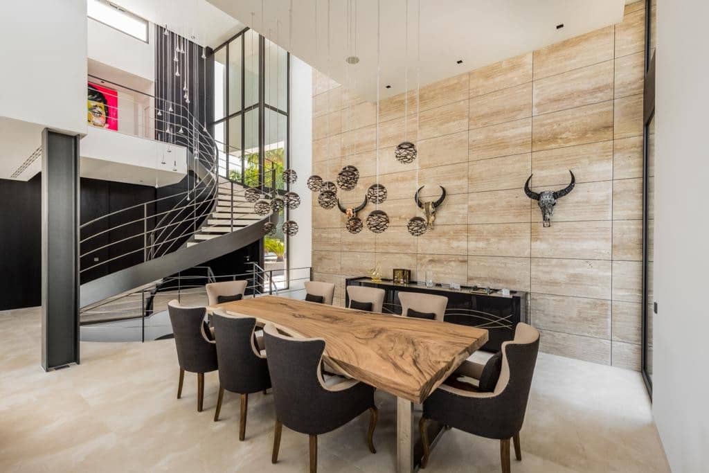 4 sypialnia Willa na sprzedaż w Marbella z basenem garażem - 5 995 000 € (Ref: 10001956)
