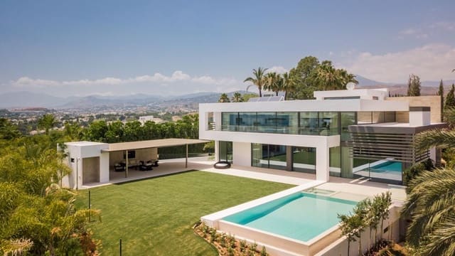 4 sypialnia Willa na sprzedaż w Marbella z basenem garażem - 5 995 000 € (Ref: 10001956)
