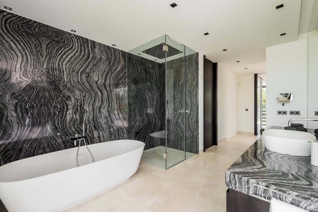 4 sypialnia Willa na sprzedaż w Marbella z basenem garażem - 5 995 000 € (Ref: 10001956)