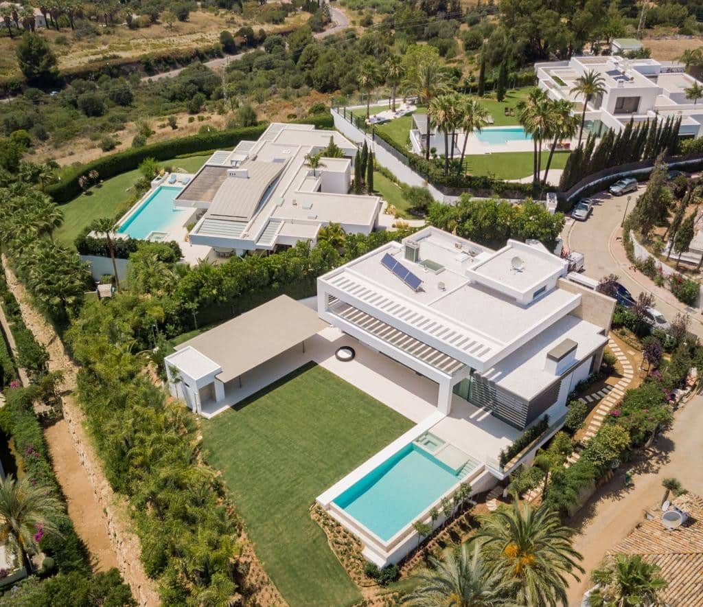 4 sypialnia Willa na sprzedaż w Marbella z basenem garażem - 5 995 000 € (Ref: 10001956)