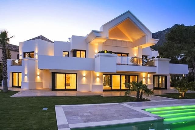 Chalet de 6 habitaciones en Marbella en venta con piscina garaje - 6.595.000 € (Ref: 10001957)