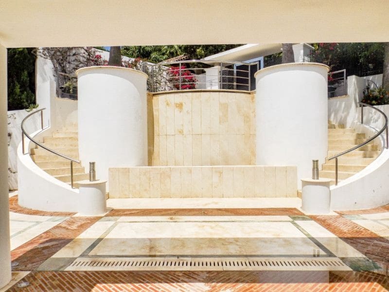 Chalet de 6 habitaciones en Marbella en venta con piscina garaje - 6.595.000 € (Ref: 10001957)
