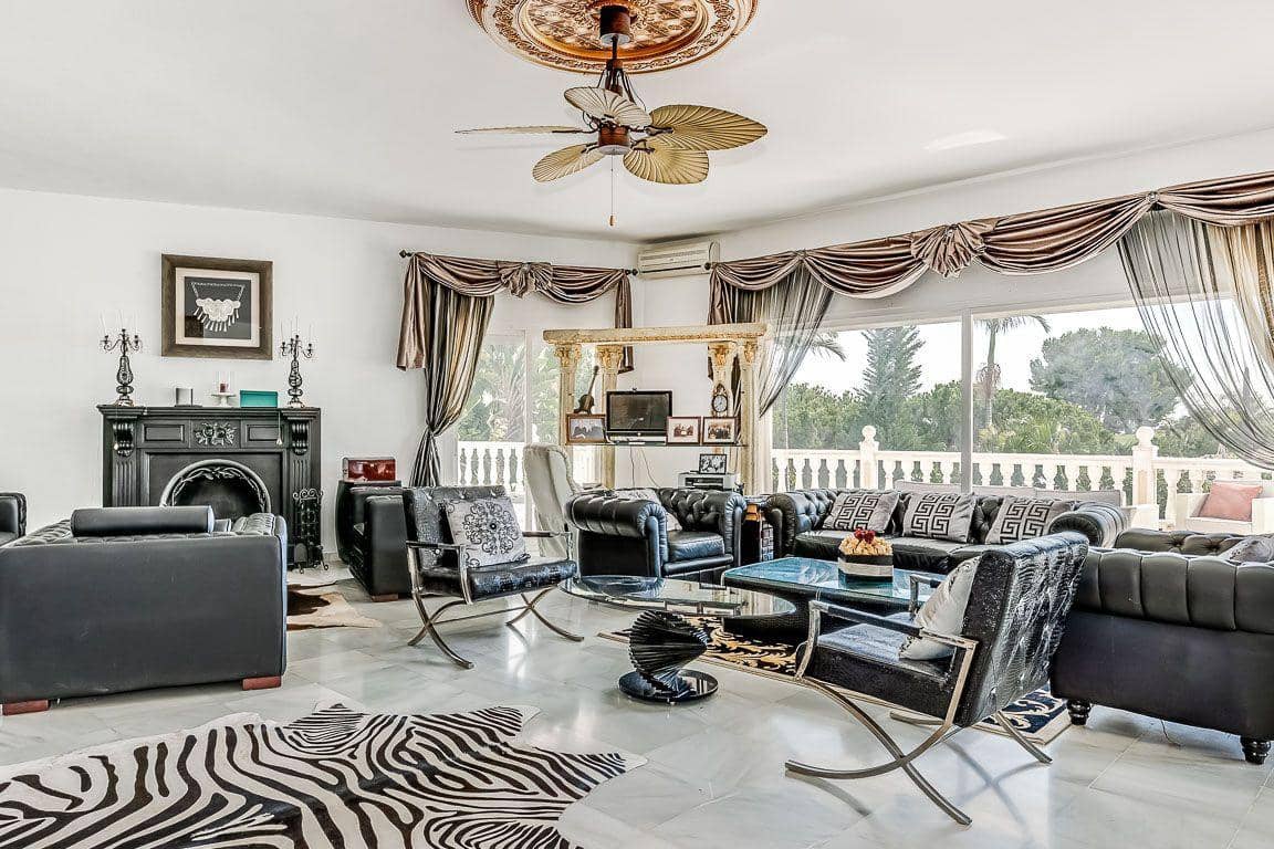7 soverom Villa til salgs i Marbella med svømmebasseng garasje - € 1 990 000 (Ref: 10001959)
