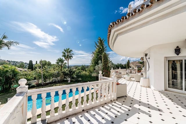 7 soverom Villa til salgs i Marbella med svømmebasseng garasje - € 1 990 000 (Ref: 10001959)