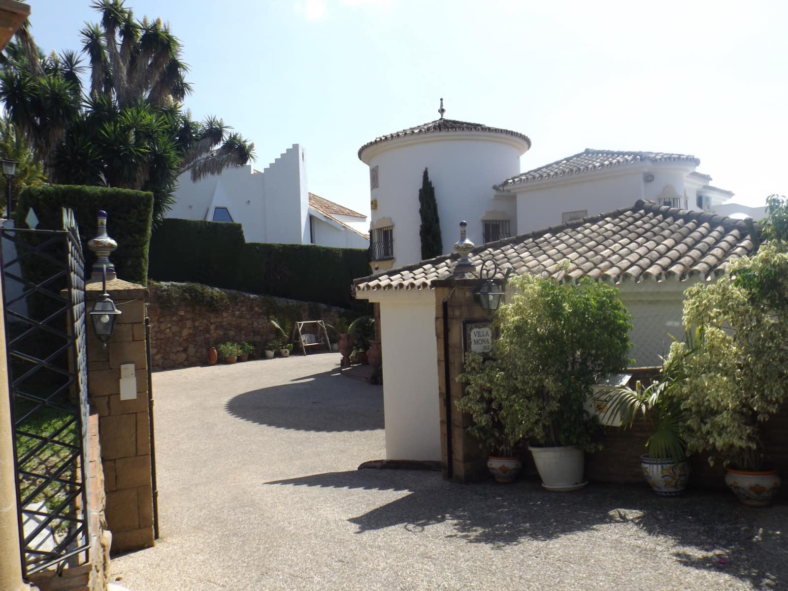 7 soverom Villa til salgs i Marbella med svømmebasseng garasje - € 1 990 000 (Ref: 10001959)