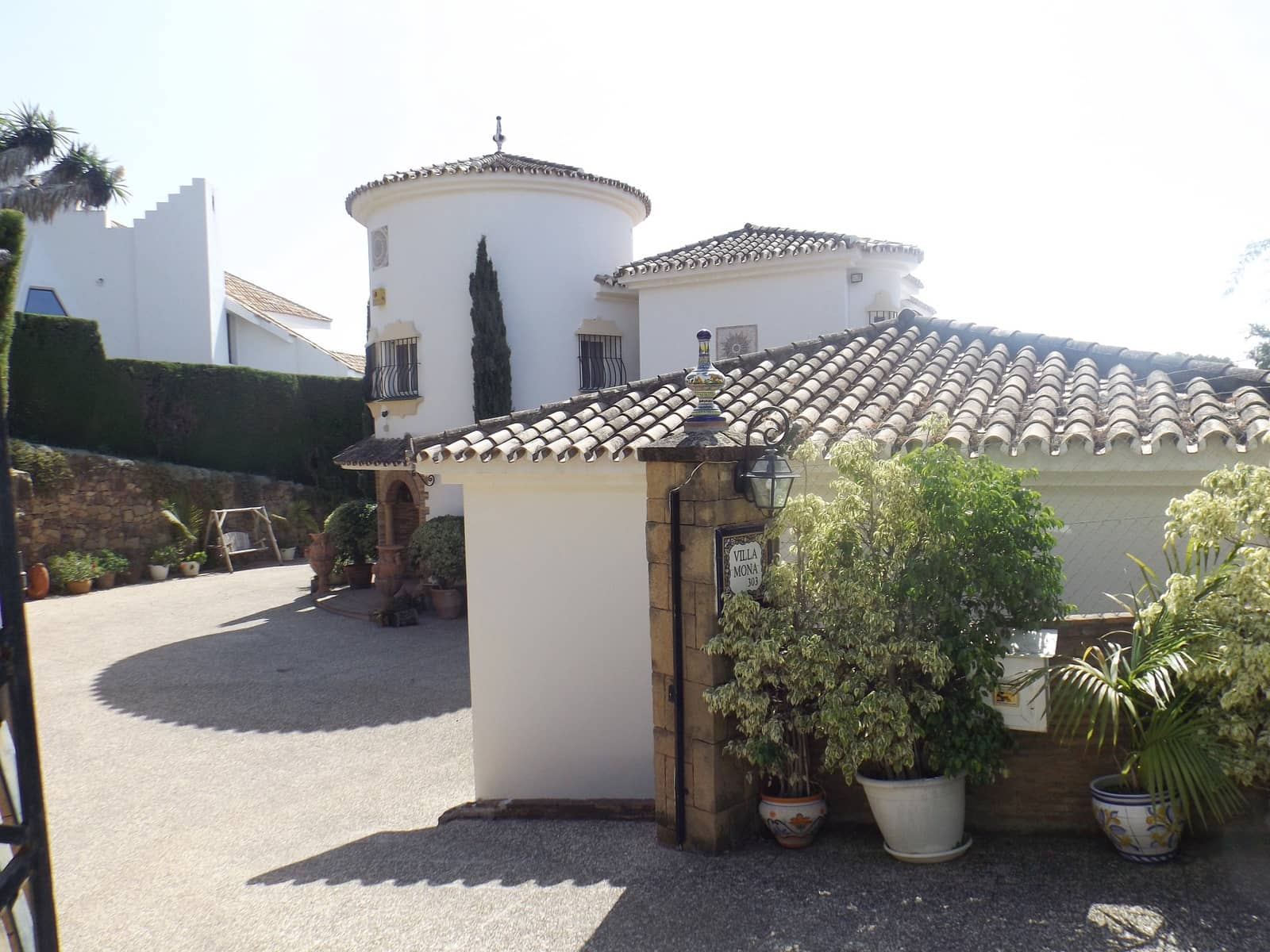 7 soverom Villa til salgs i Marbella med svømmebasseng garasje - € 1 990 000 (Ref: 10001959)
