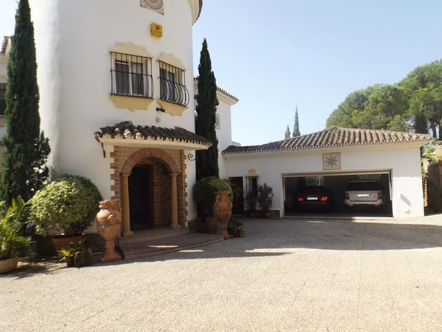 7 soverom Villa til salgs i Marbella med svømmebasseng garasje - € 1 990 000 (Ref: 10001959)