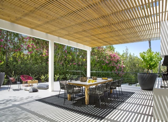 5 slaapkamer Villa te koop in Marbella met zwembad garage - € 4.495.000 (Ref: 10001960)