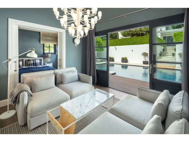 7 sypialnia Willa na sprzedaż w Marbella z basenem garażem - 12 500 000 € (Ref: 10001963)
