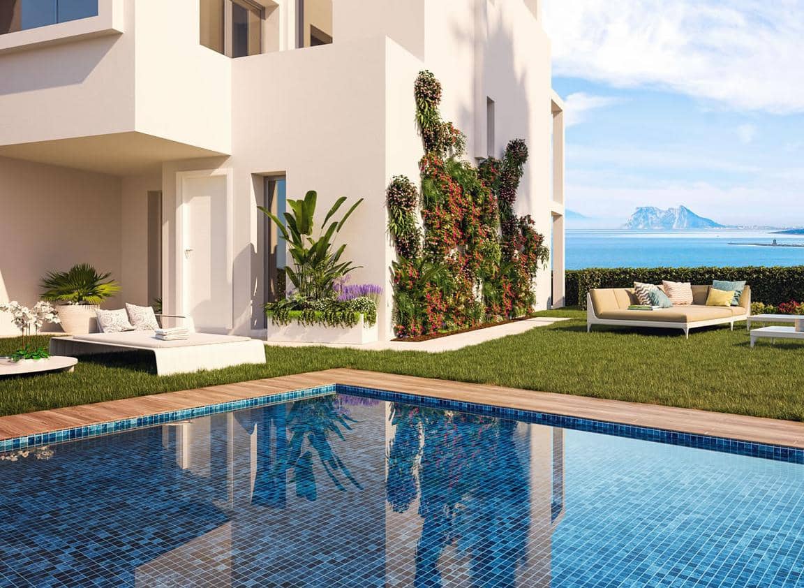 4 Zimmer Villa zu verkaufen in Estepona mit Pool Garage - 400.000 € (Ref: 10001969)