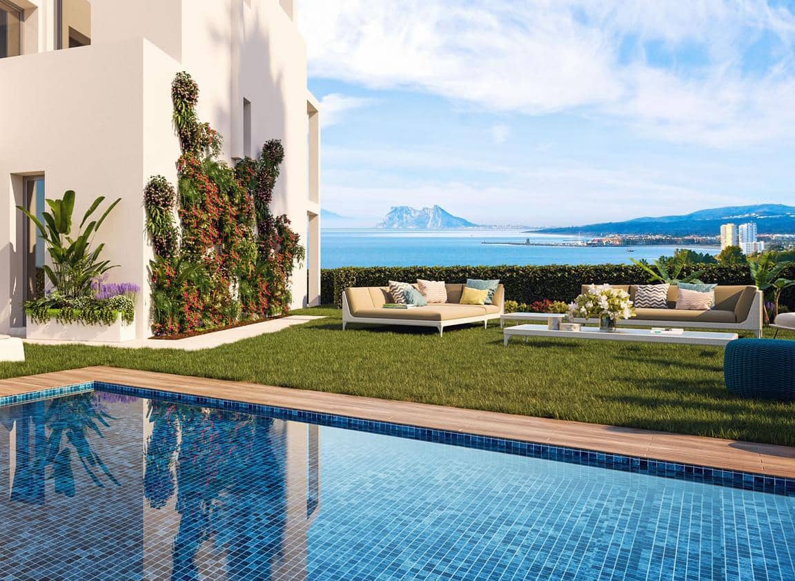 4 Zimmer Villa zu verkaufen in Estepona mit Pool Garage - 400.000 € (Ref: 10001969)