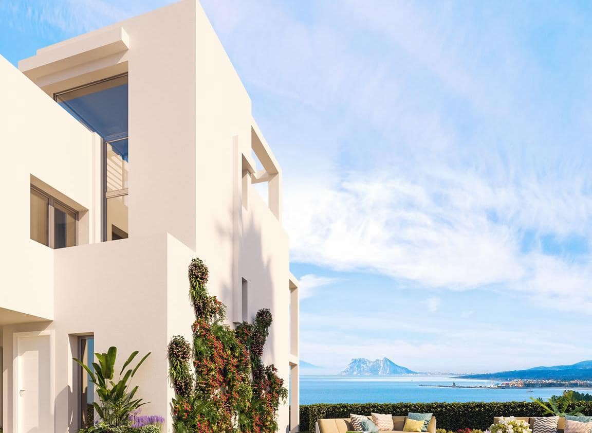 4 Zimmer Villa zu verkaufen in Estepona mit Pool Garage - 400.000 € (Ref: 10001969)
