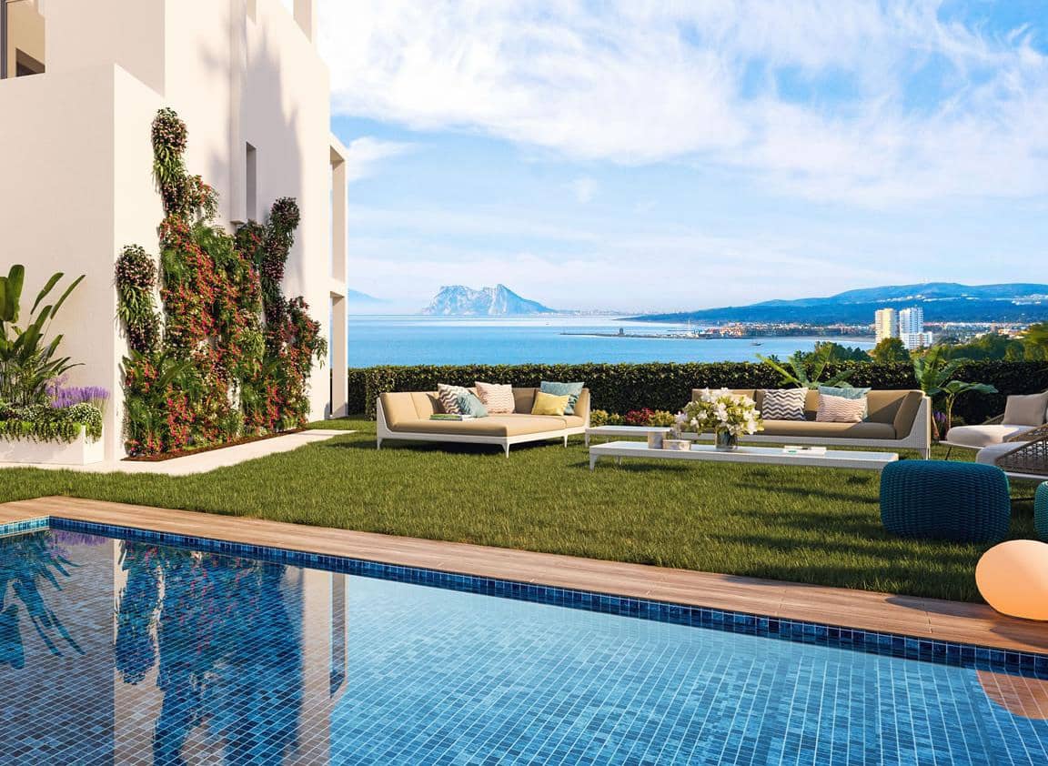 4 Zimmer Villa zu verkaufen in Estepona mit Pool Garage - 400.000 € (Ref: 10001969)