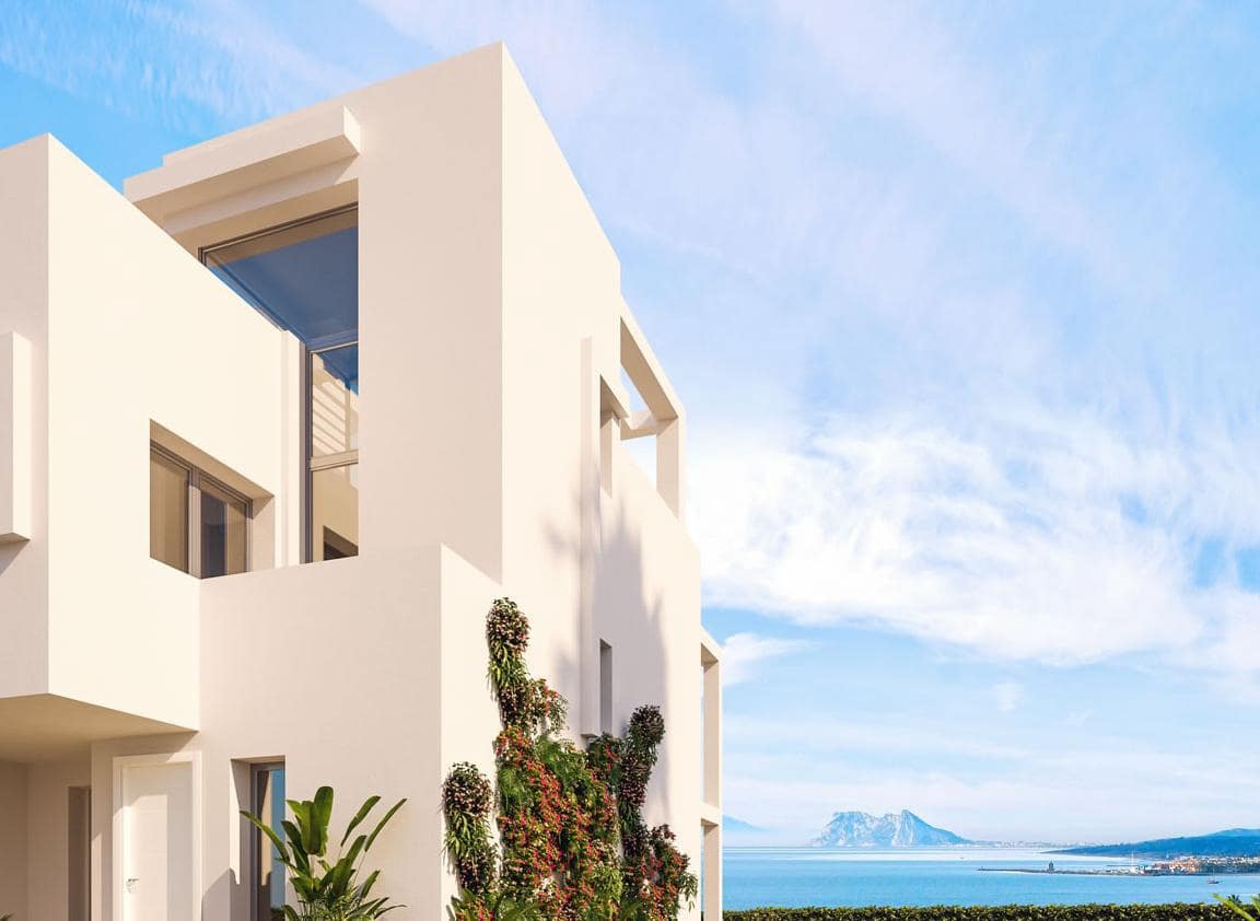 4 Zimmer Villa zu verkaufen in Estepona mit Pool Garage - 400.000 € (Ref: 10001969)