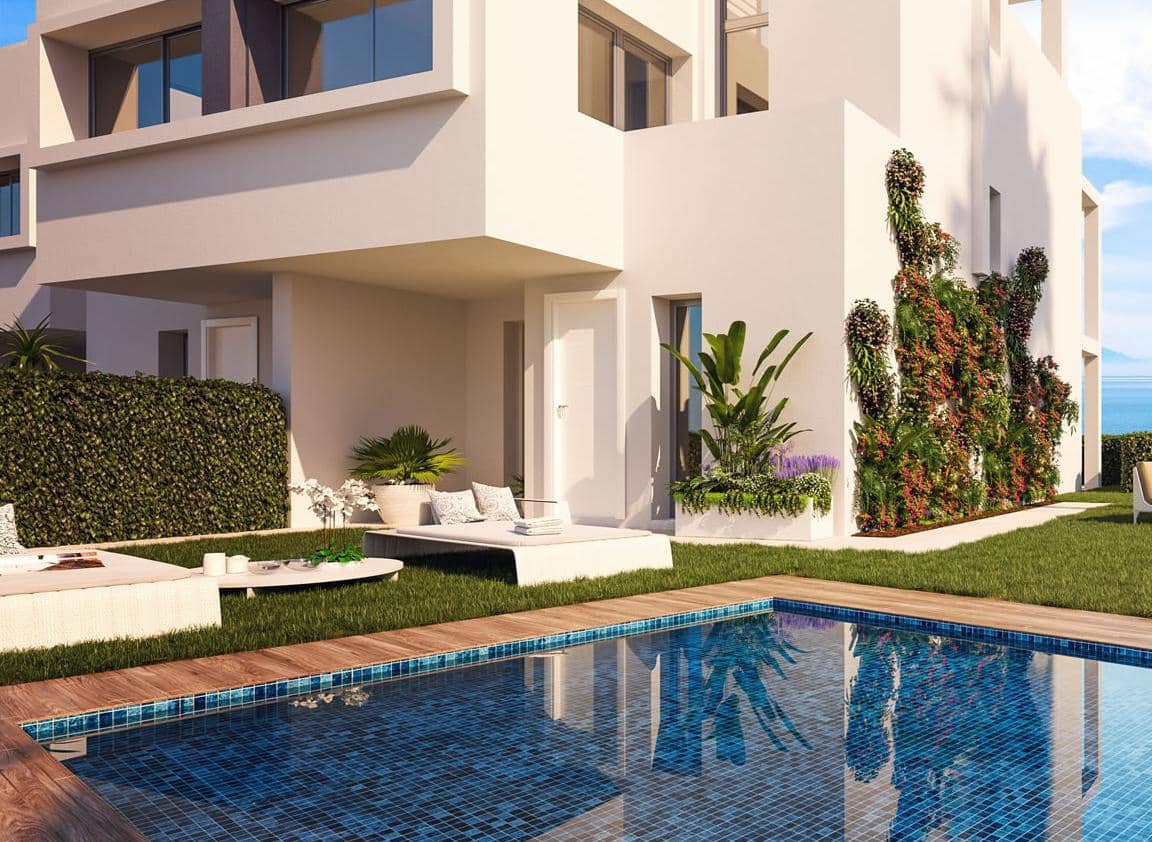 4 Zimmer Villa zu verkaufen in Estepona mit Pool Garage - 400.000 € (Ref: 10001969)