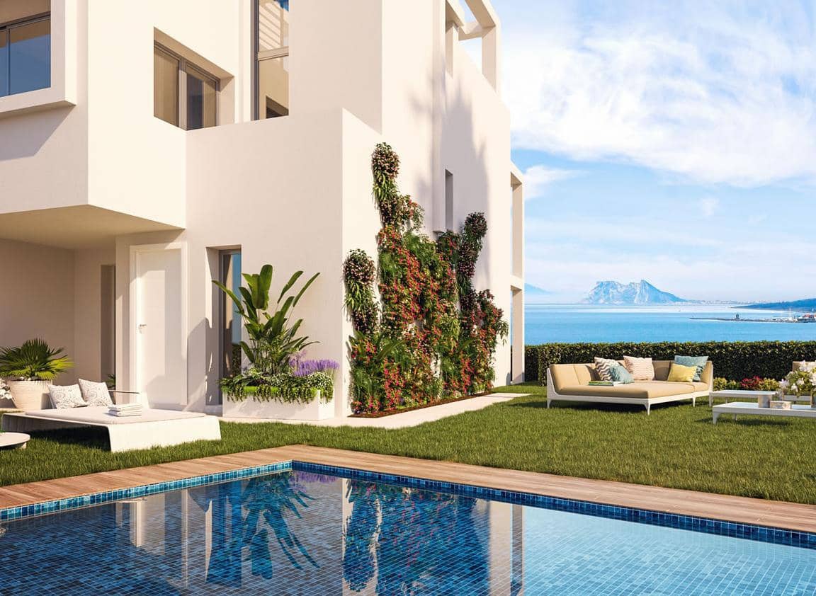 4 Zimmer Villa zu verkaufen in Estepona mit Pool Garage - 400.000 € (Ref: 10001969)